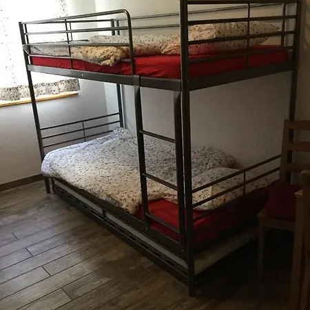 Chez Heidi Apartman *